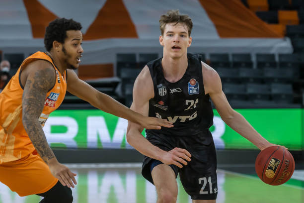 不仅展现了 不仅展现了